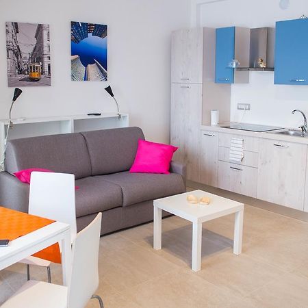 Loreto - Colorful Studio Apartment มิลาน ภายนอก รูปภาพ