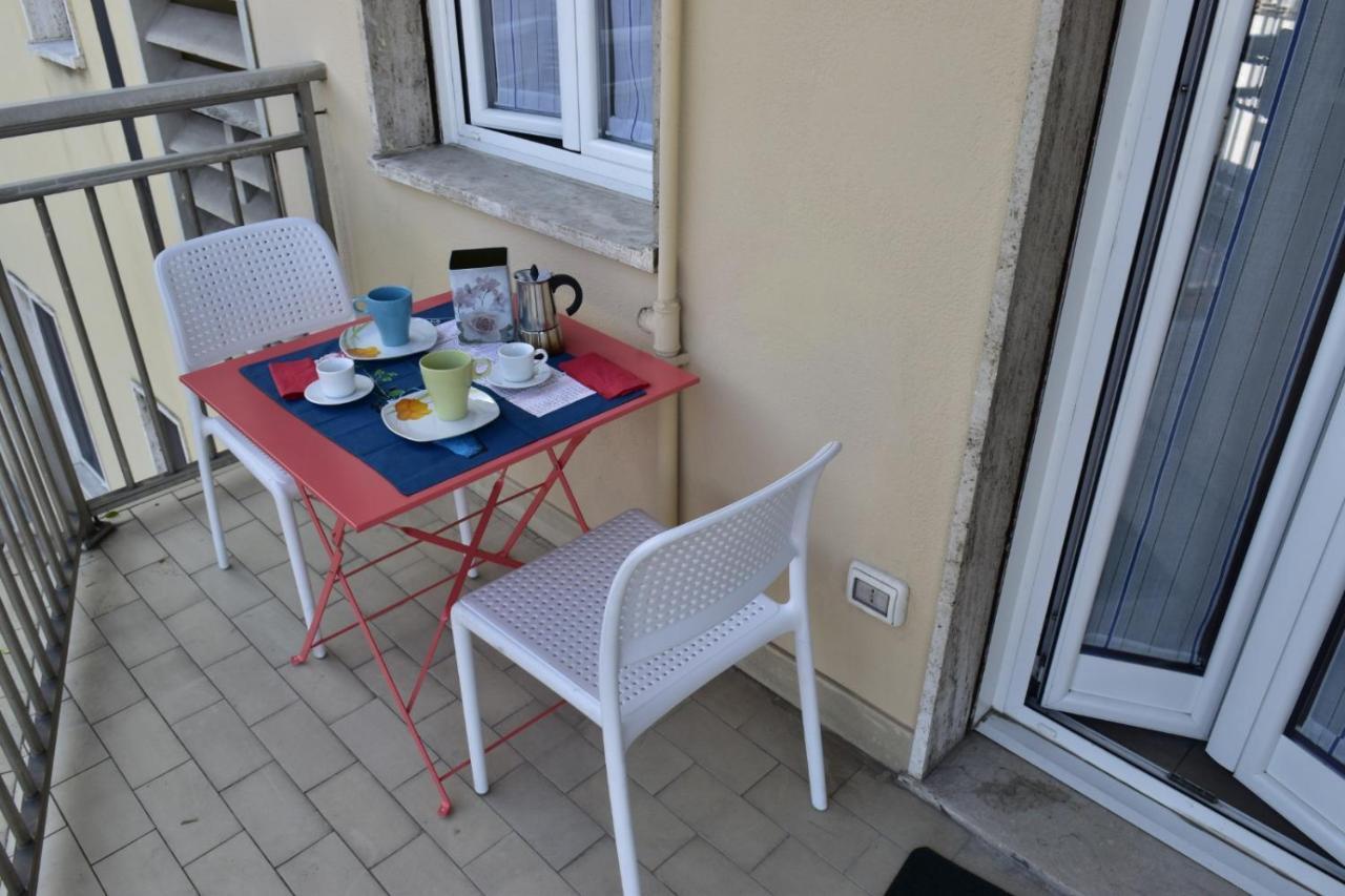 Loreto - Colorful Studio Apartment มิลาน ภายนอก รูปภาพ